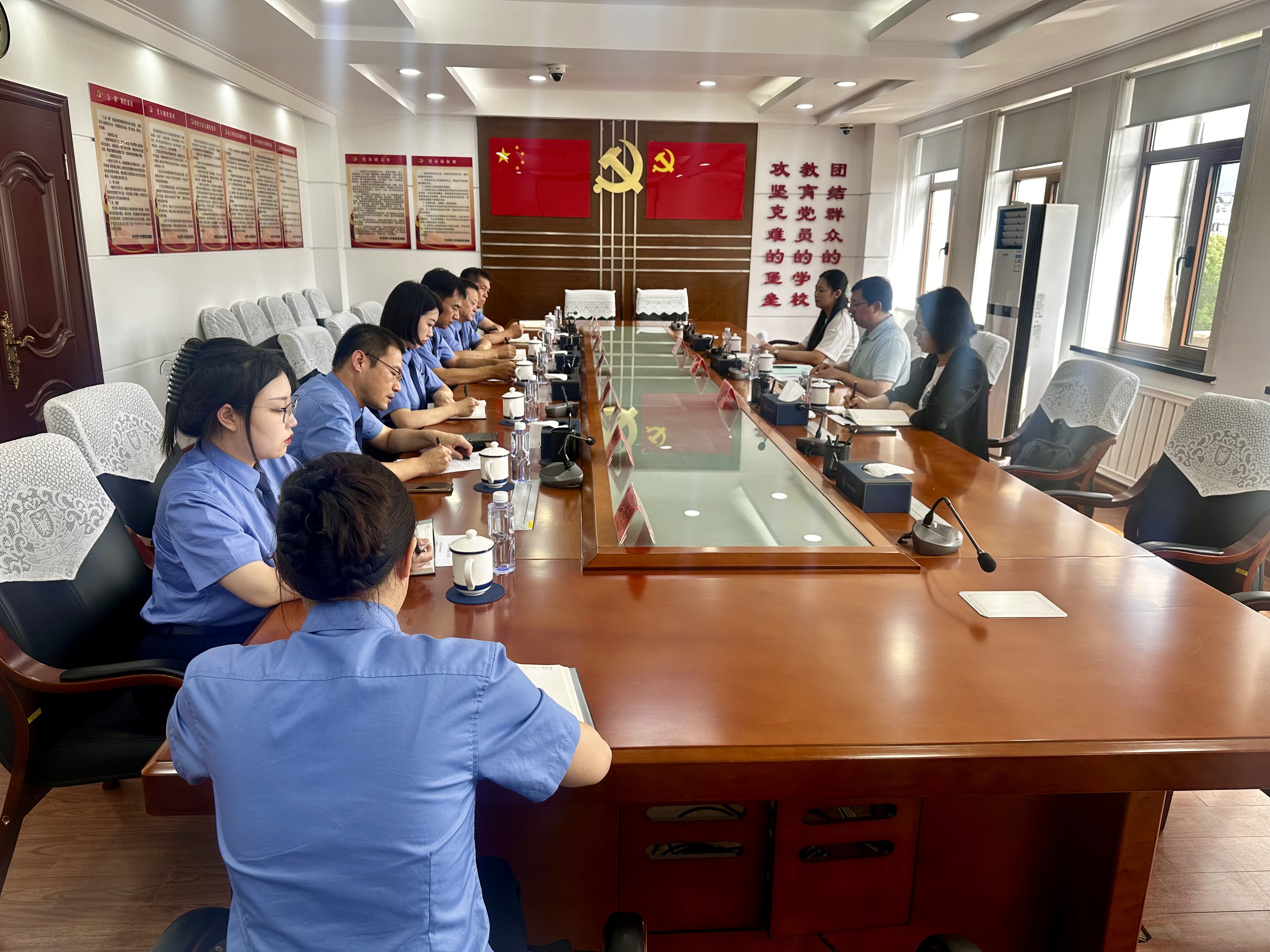 营口市人大法制委员会一行到老边区人民检察院调研指导基层立法联系点建设工作